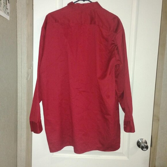 vintage maroon long sleeve button up men's Dickies shirt. Size XL - Picture 3 of 4